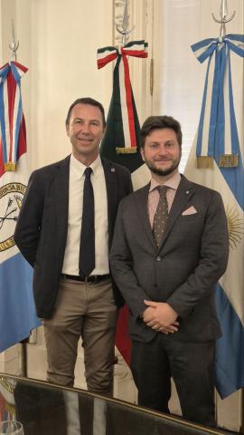 Il Rettore Corgnati con il Console generale italiano a Rosario Marco Bocchi