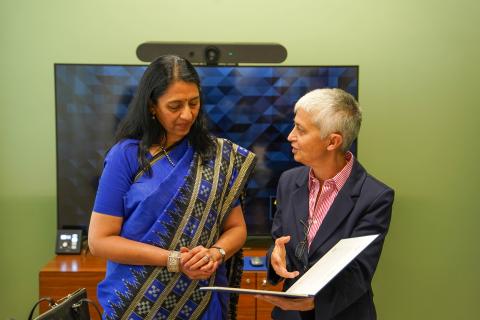 L'Ambasciatrice Vani Rao e il Prorettore Elena Baralis