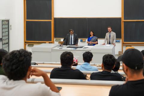 Incontro con gli e le studenti dell'Ateneo