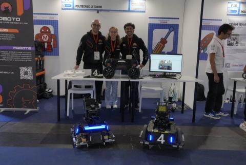 Robotica mobile, il Team RoboTO si racconta