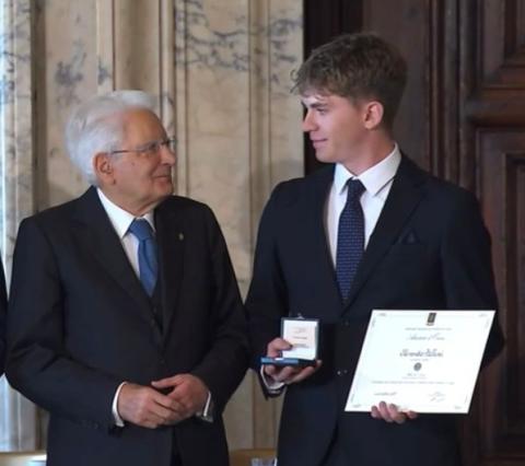 Il Presidente della Repubblica Sergio Mattarella premia Alessandro Bellusci