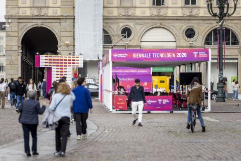 Biennale in Piazza San Carlo