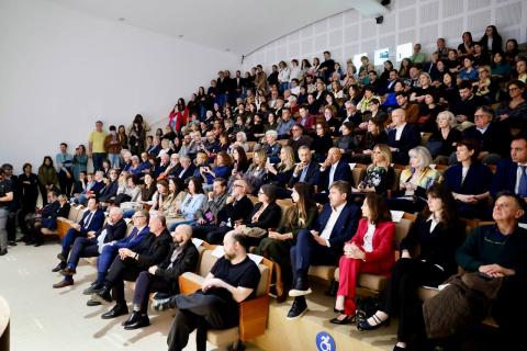 La Sandretto gremita per l'inaugurazione della mostra