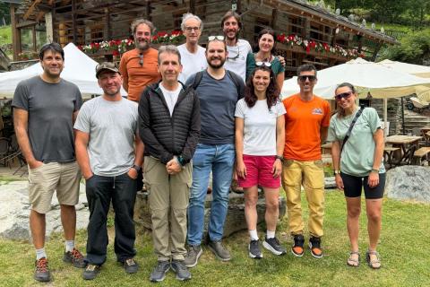 Il team del Politecnico impegnato nell'installazione