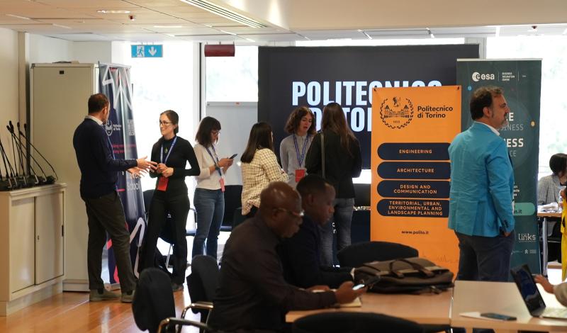 Lo stand del Politecnico all'evento