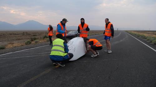 Gli ultimi preparativi del team prima della partenza