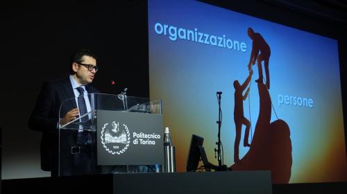 Il direttore generale del Politecnico durante il suo intervento alla cerimonia
