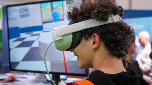 Esperienza virtuale con Reading & Machine