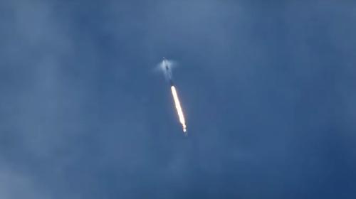 Il razzo in volo rompe la barriera del suono