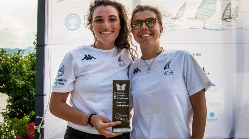 Premiazione Product Manager SULA Carolina Foroni e Project manager SULA Carolina Cipriani 