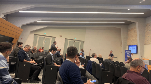 Sala Emma Strada - Guillaume Deffuant speaking