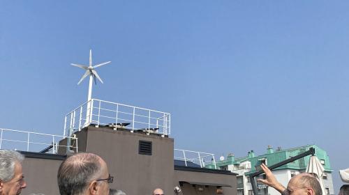 Il professor Romano Borchiellini spiega le caratteristiche architettoniche dell'Energy Center