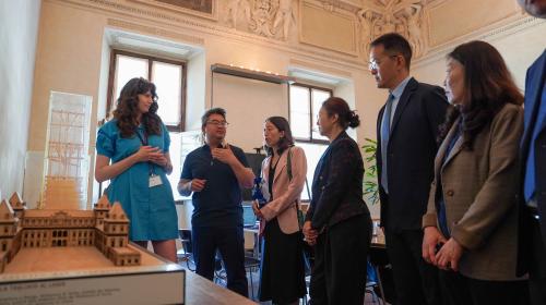 The Chinese delegation had the opportunity to visit the Castle