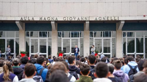 Nel cortile dell'Ateneo