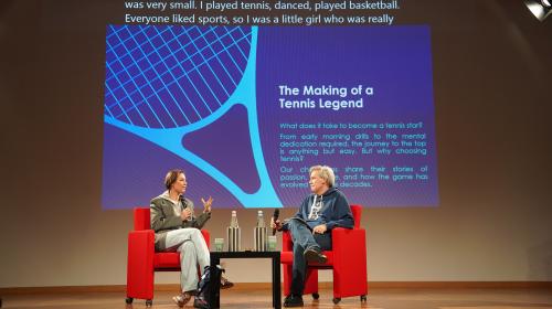 Flavia Pennetta e il docente Macii