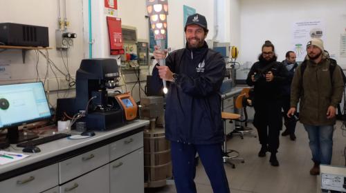 La fiamma attraversa i laboratori del DISAT