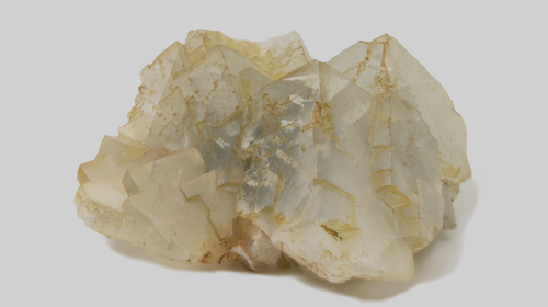 "Fluorite" minerale con cristalli dalle sfumature bianche e gialle