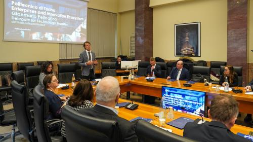 Il professor Pellegrino presenta le attività dell’Ateneo
