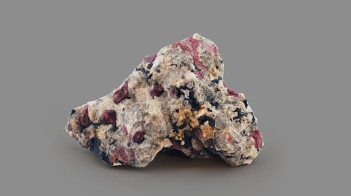 EUDIALITE var. eucolite (MP-686)