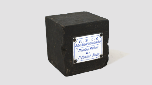 Roccia di asfalto (GP-0163)