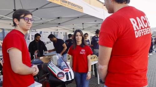 I team studenteschi come sempre presenti al Salone