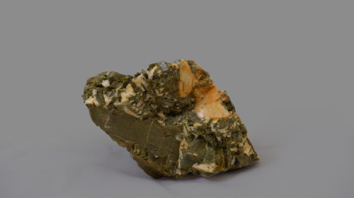 TITANITE con diopside (MP-906)