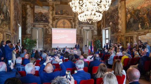 The audience in the Hall of Honour of Valentino Castle
