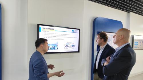Vice Rector Sapora and Professor Vigliani visit New Energy Vehicle Innovation Center in Beijing