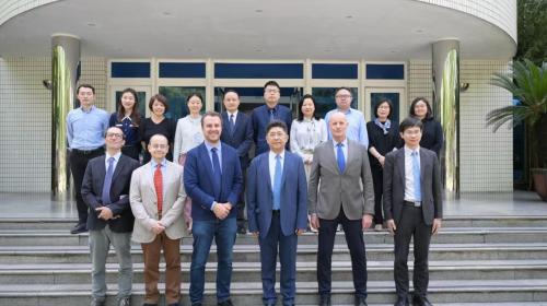 La delegazione in visita alla Tongji University di Shanghai