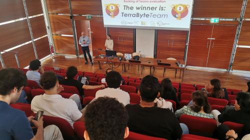 La premiazione della sfida di mapping lanciata dall'Ateneo