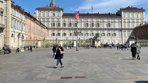 Area pedonale in piazza Castello 
