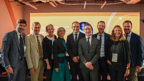 PoliTO team with the Mayor of Turin at Expo