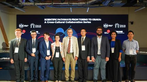 The speaker of the first PoliTO panel at Expo
