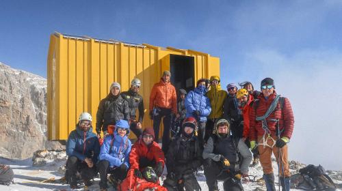 Il Team Shelters al bivacco "Fiamme Gialle"