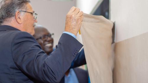 Il Console Noca disvela la targa