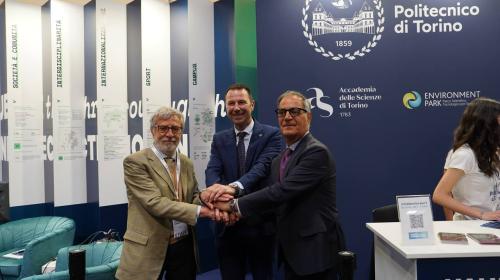 Taglio del nastro dello stand, con Marco Mezzalama, Stefano Corgnati e Giacomo Portas