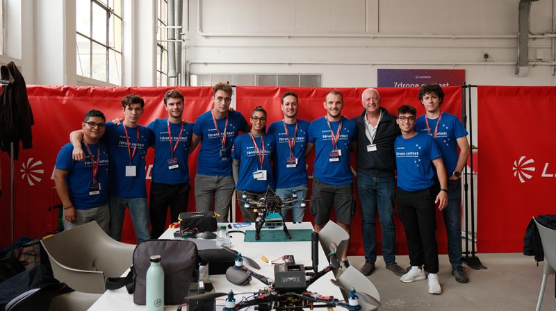 Foto di gruppo del team DRAFT