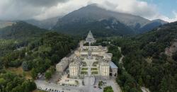 Foto dall'alto del Santuario di Oropa
