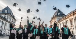Foto degli studenti il giorno della laurea