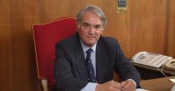 Foto dell'ex Rettore Giovanni Del Tin