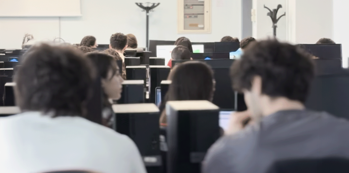 banner PCTO orientamento ai laboratori led